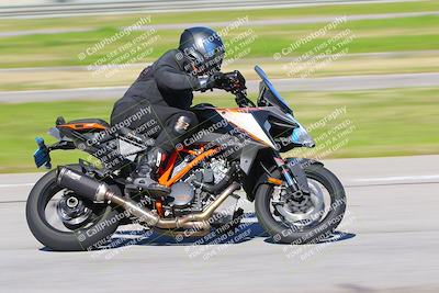 media/Jan-20-2023-Fastrack Riders (Fri) [[f2ad32aba3]]/Level 2/session 4 turn 6/